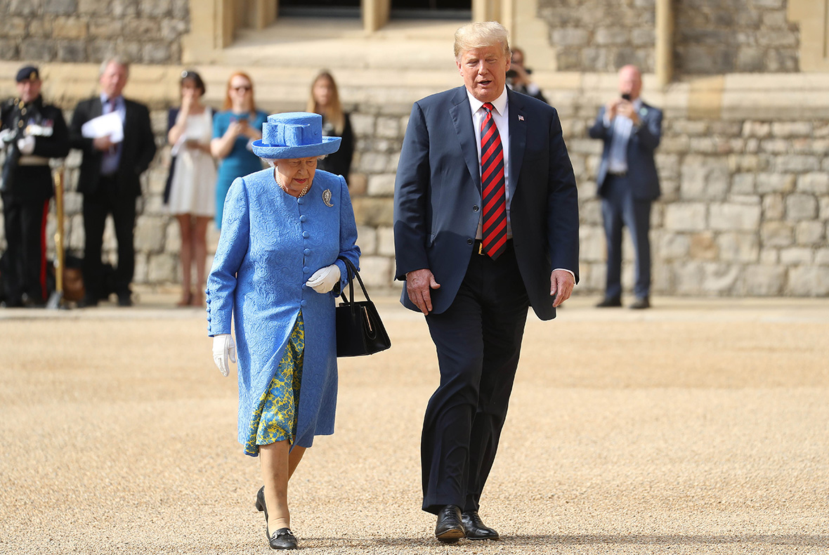 Королева Елизавета II и Дональд Трамп