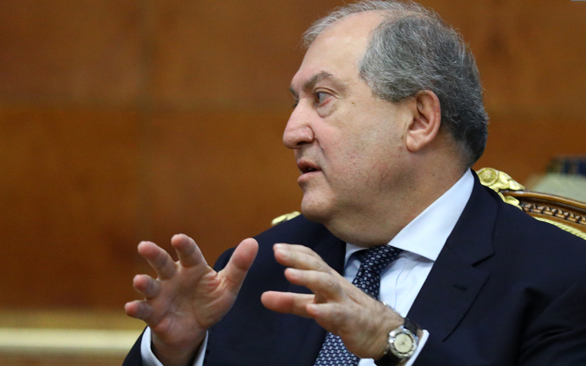 Президент Армении второй раз отказал Пашиняну в назначении главы Генштаба