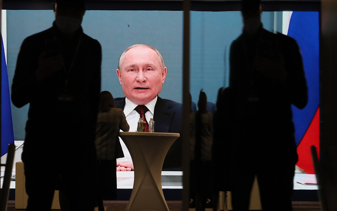 Путин заявил, что его право переизбираться стабилизирует ситуацию