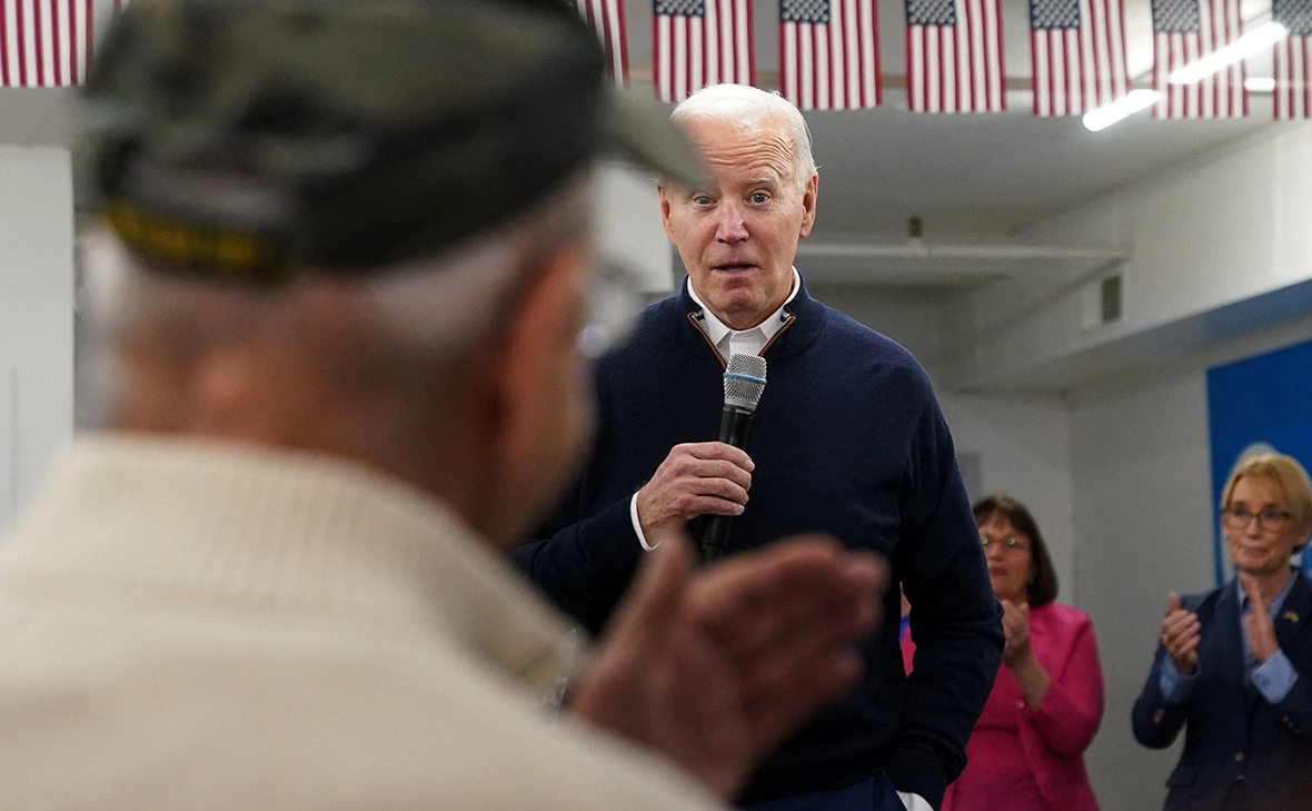 Kevin Lamarque / Reuters