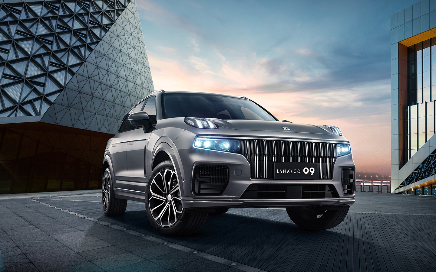 Lynk & Co 09