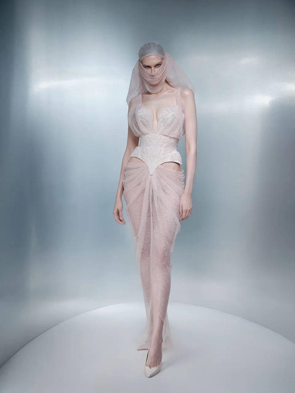 Кутюрная коллекция Tears of Suyumbike, 2026