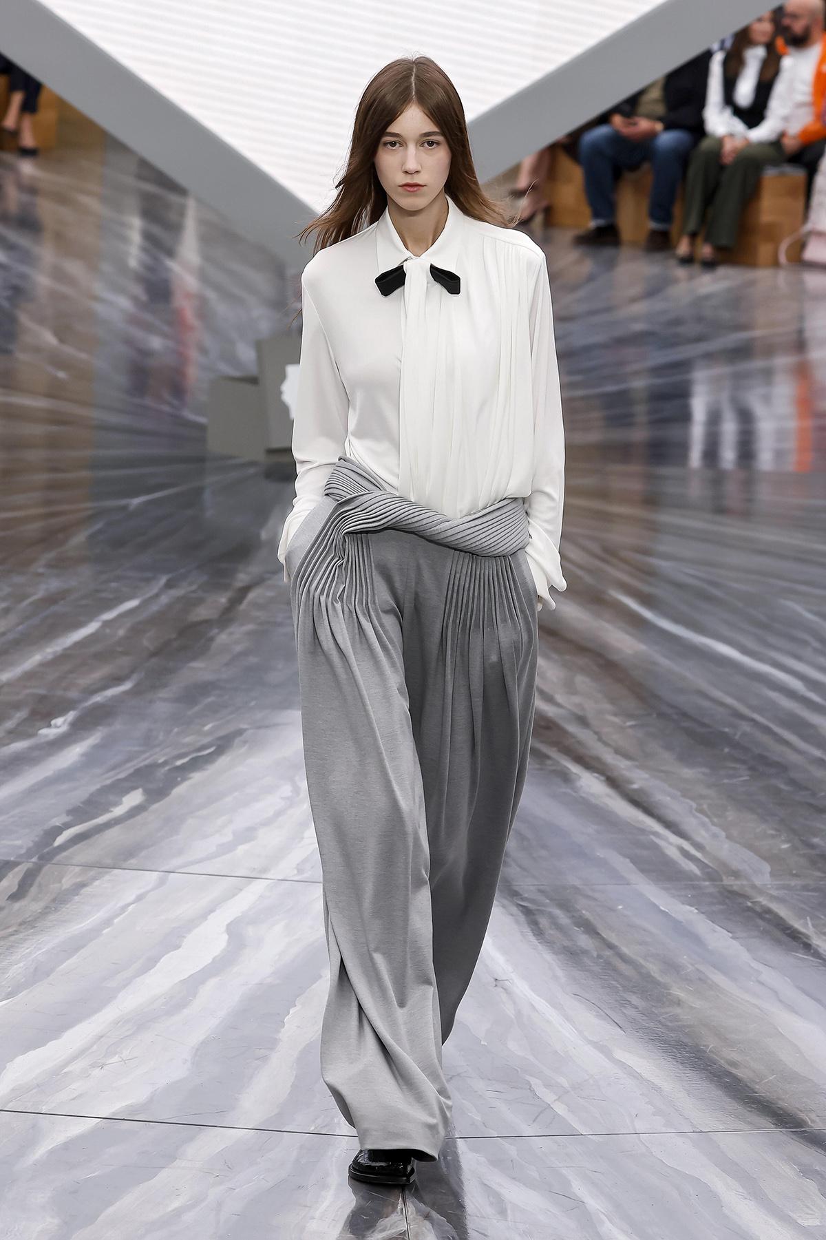 Показ Dior, весна-лето 2026