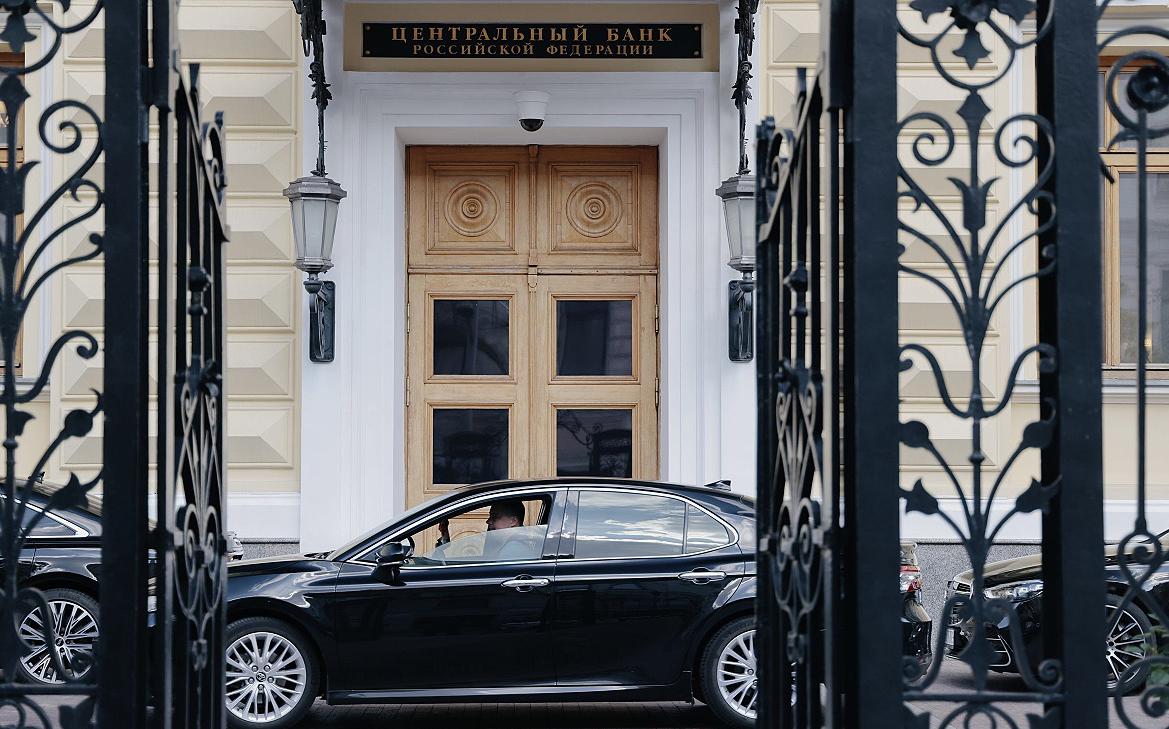16% или пауза. Все сценарии по ставке ЦБ и их последствия для инвесторов