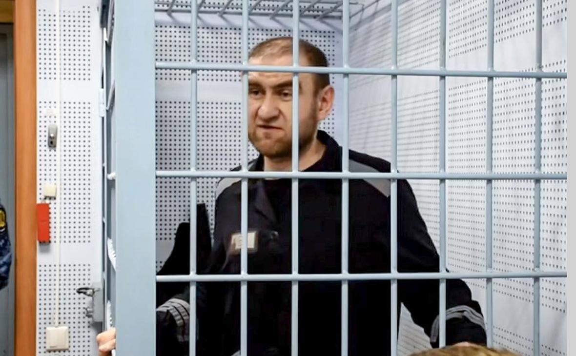 Экс-сенатор Арашуков объявил голодовку в «Черном дельфине»