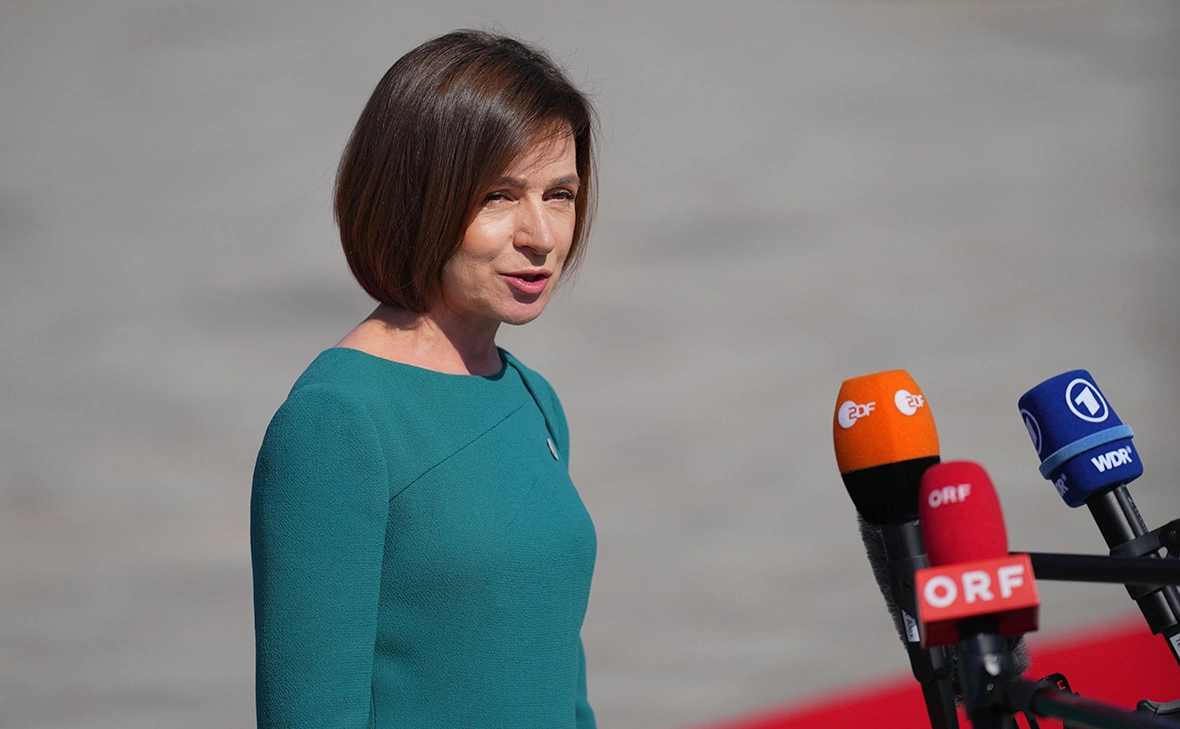 Carl Court / Getty Images