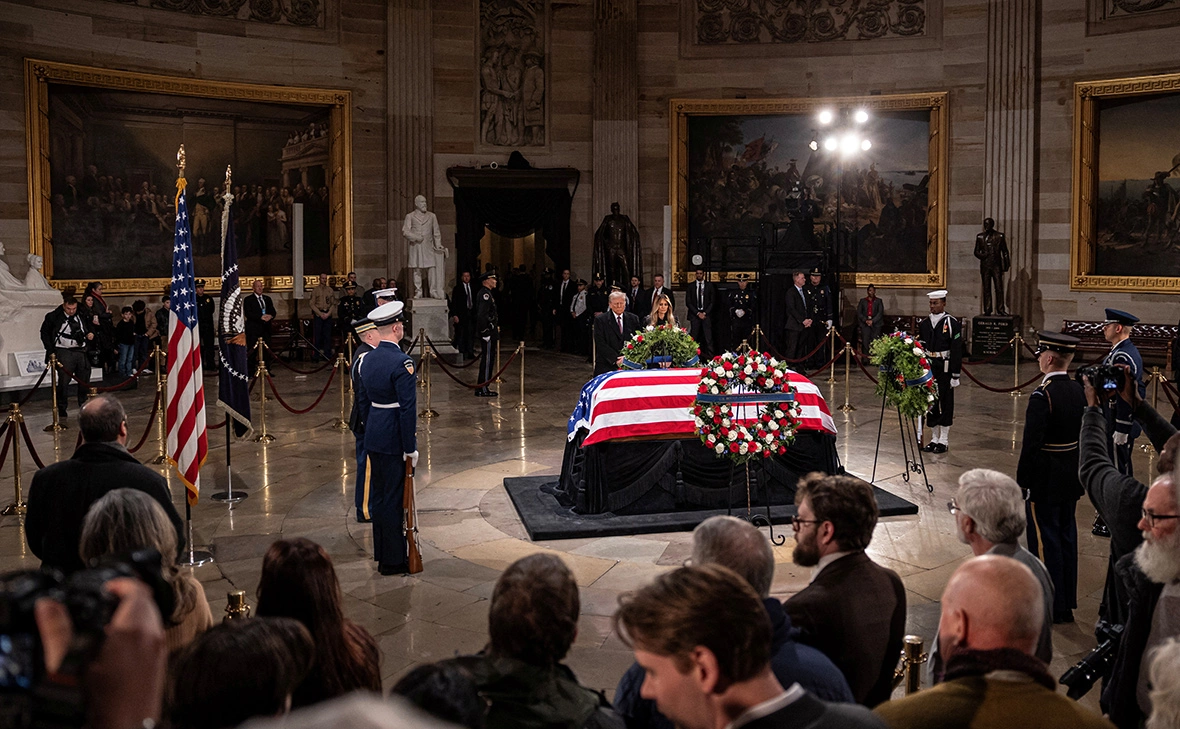 Marko Djurica / Reuters