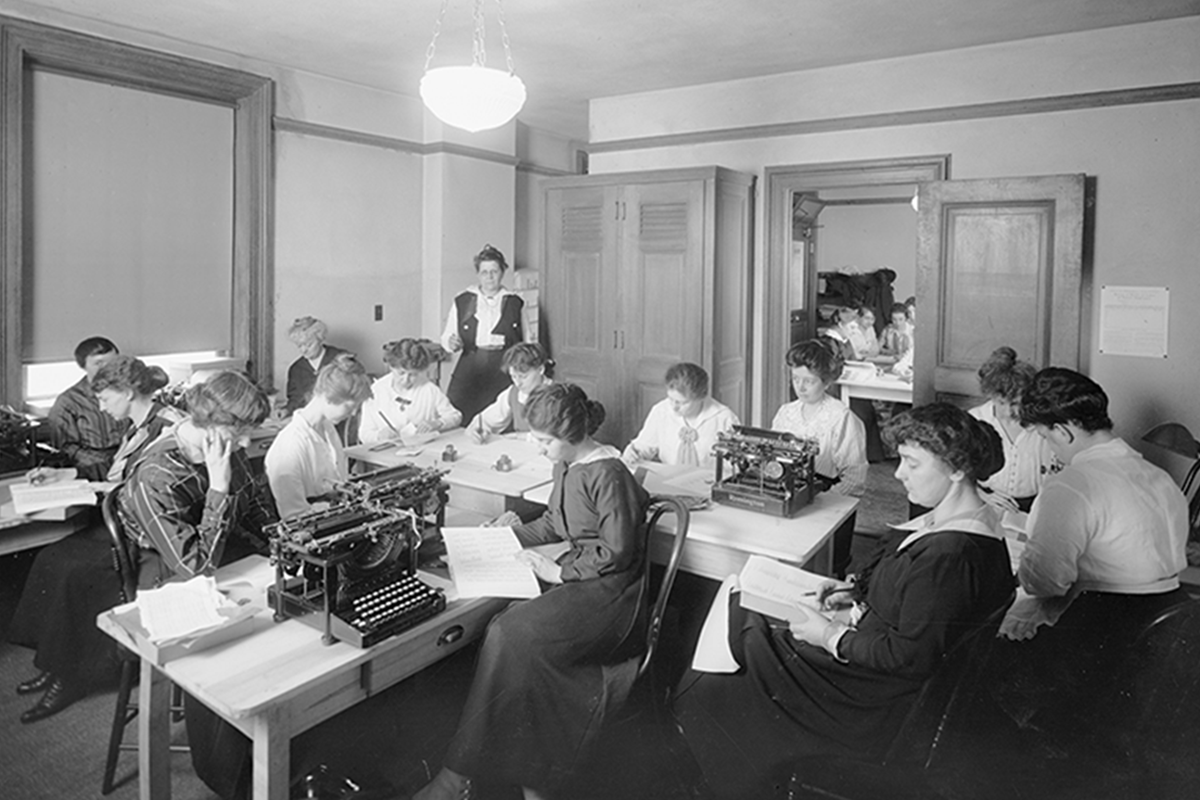 Обучение машинописи, 1900 год