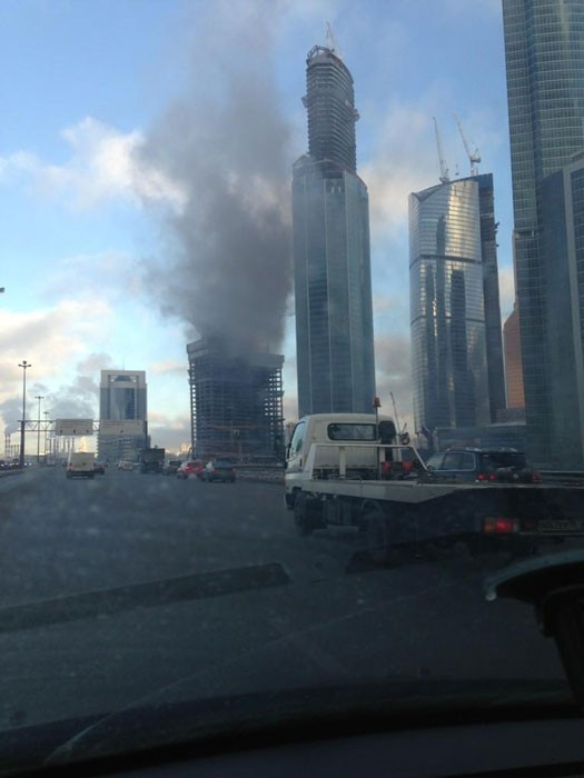 Пожар в одной из строящихся башен "Москва-Сити" 