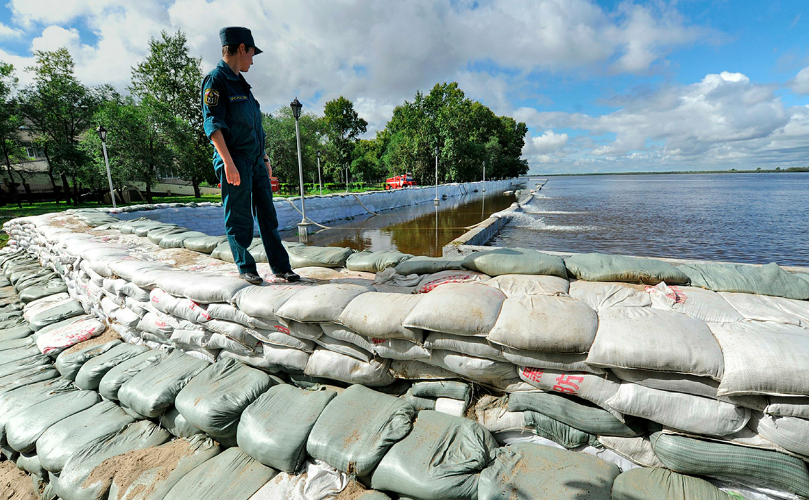Правительство выделит деньги на защиту Хабаровска и Кубани от паводков