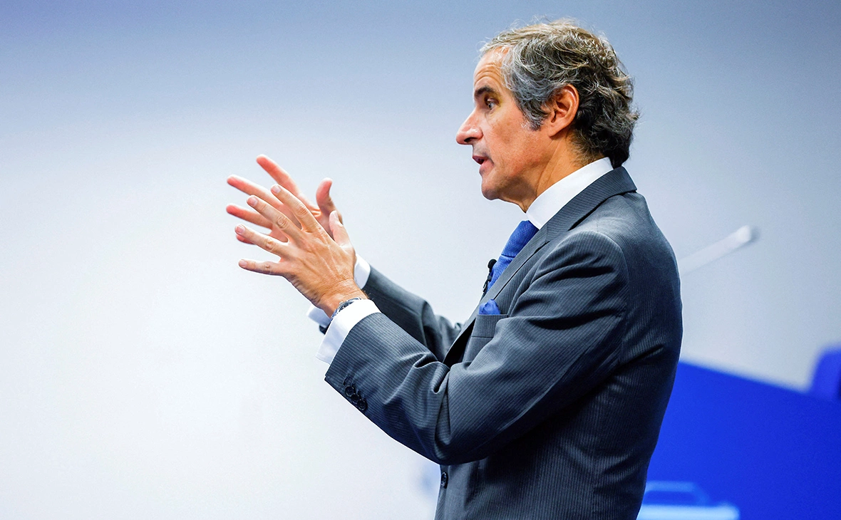 Lisa Leutner / Reuters