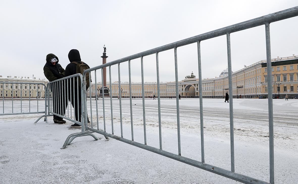 Власти Ленобласти ограничили проведение митингов до мая — РБК