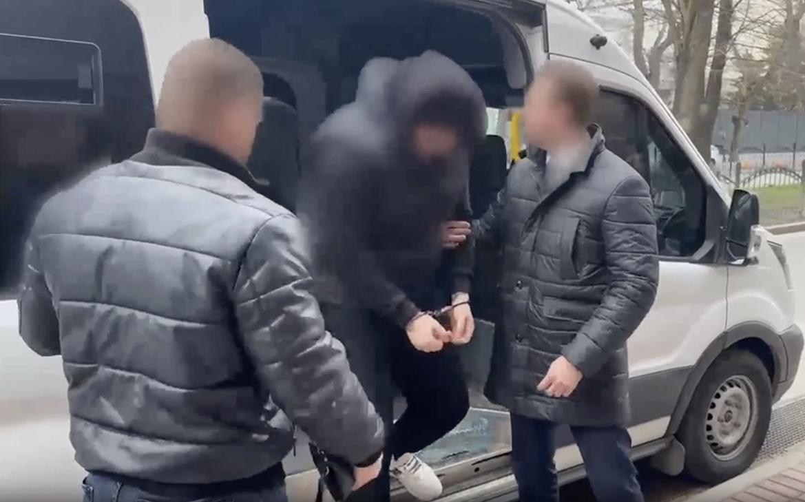 ФСБ показала допрос готовивших покушение на главу нового региона. Видео
