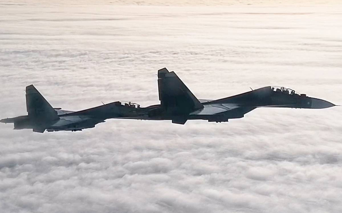 Истребители России и Белоруссии Су-30СМ провели патрулирование границы