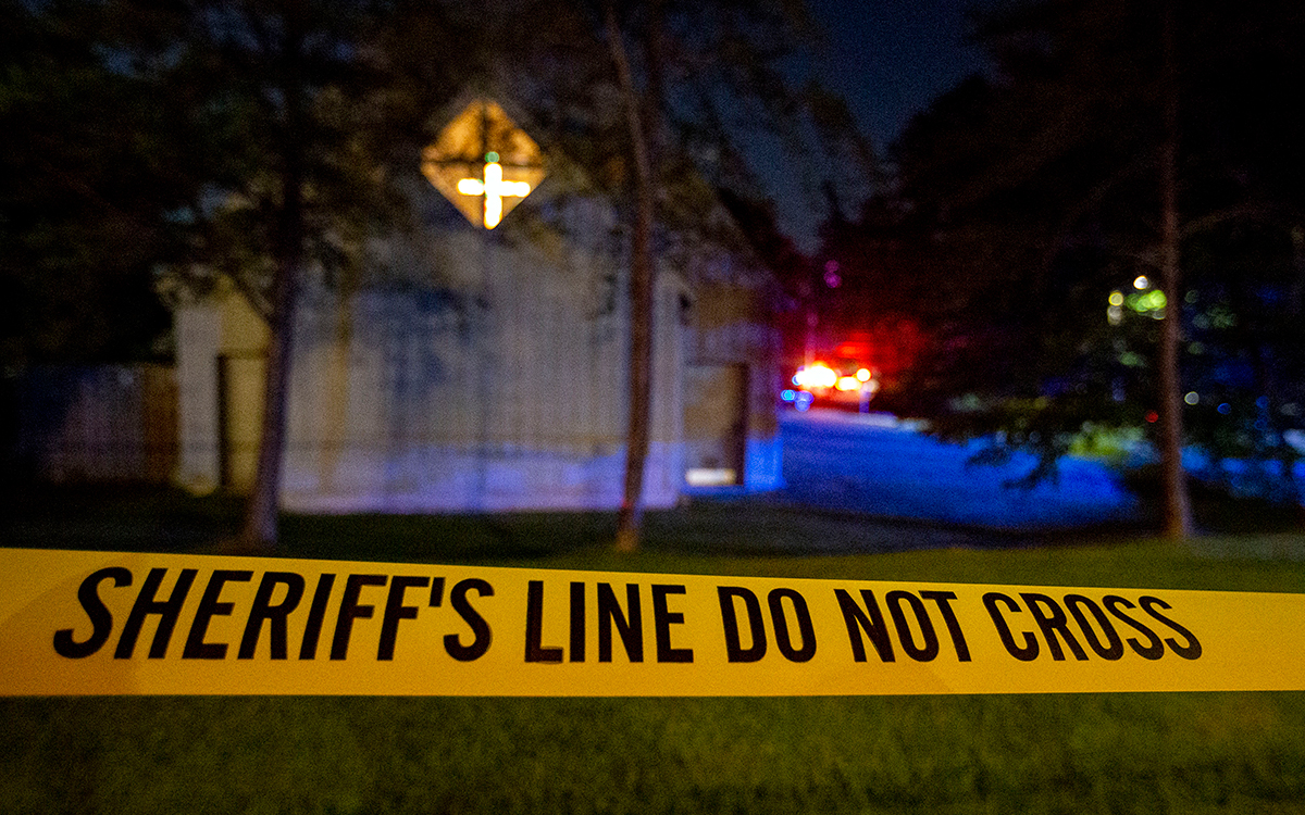Два человека погибли при стрельбе в церкви в Алабаме