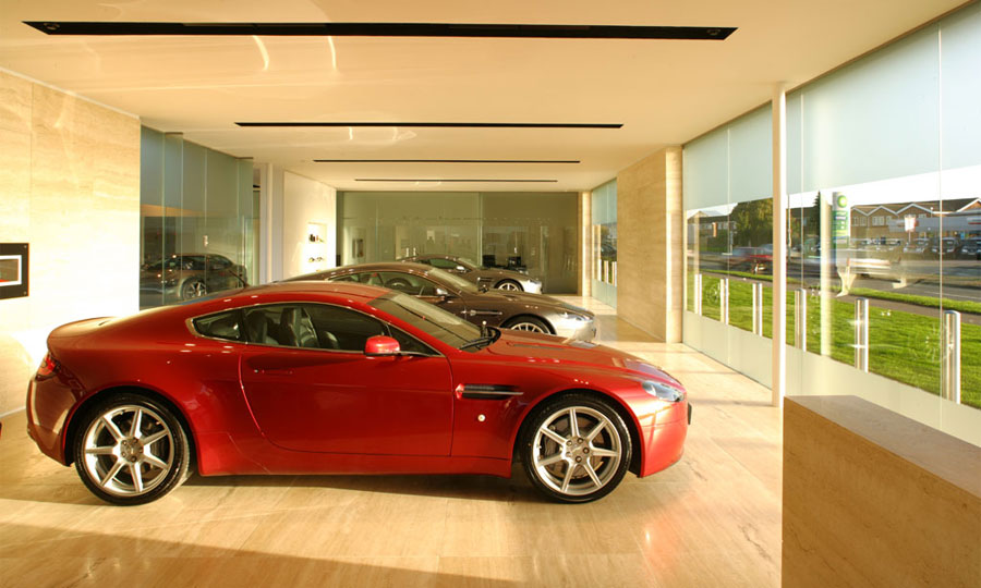 В Москве открывается шоу-рум Aston Martin