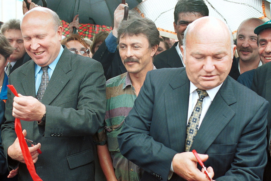Юрий Лужков (справа) и Валерий Шанцев