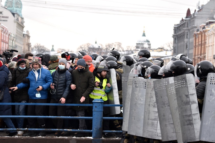 Акция в поддержку Навального в центре Петербурга 31 января 2021 года