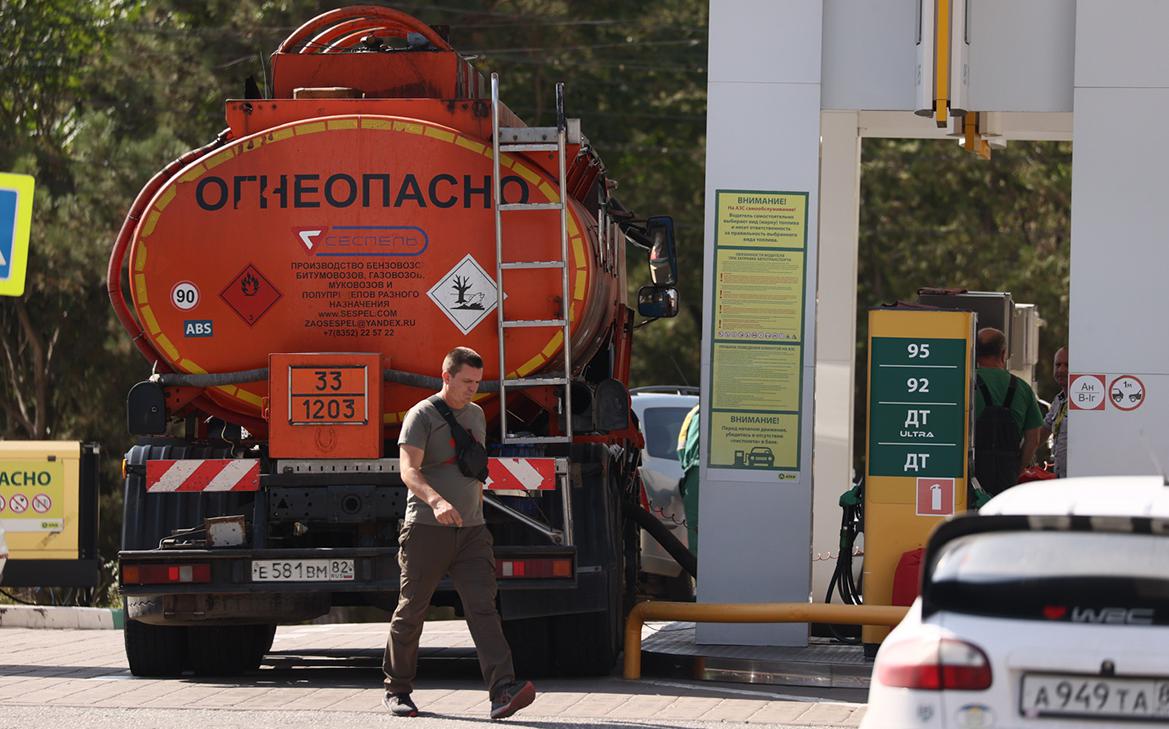 В Минэнерго заявили, что ограничения на экспорт бензина введены бессрочно