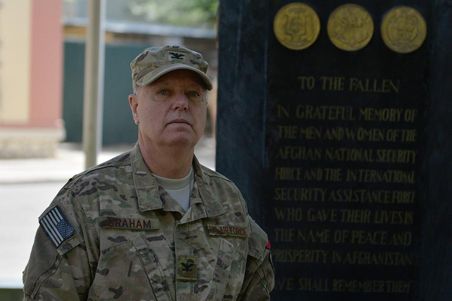 Линдси Грэм отставной военнослужащий ВВС США