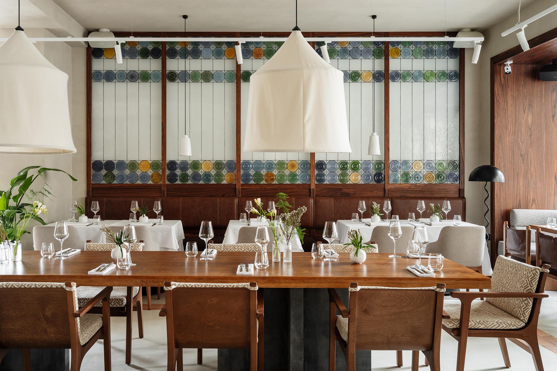 Интерьер ресторана Afina