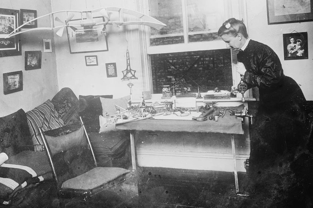 Эмма Лилиан Тодд