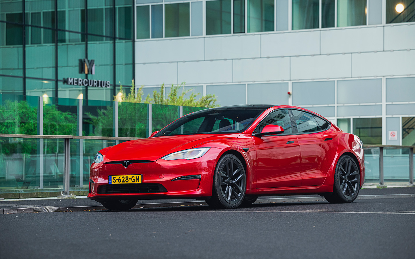 Tesla Model S
