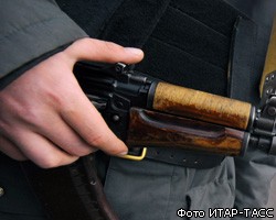 В Дагестане призывник из автомата ранил сослуживца и скрылся с оружием