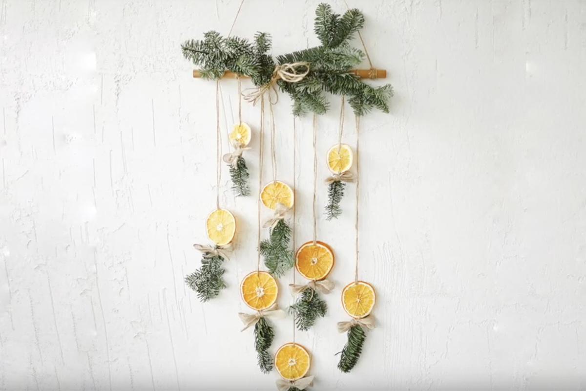 Как сделать новогоднюю гирлянду из апельсинов