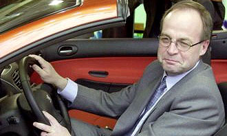 Исполнительный директор PSA Peugeot Citroen Жан-Мартин Фольц