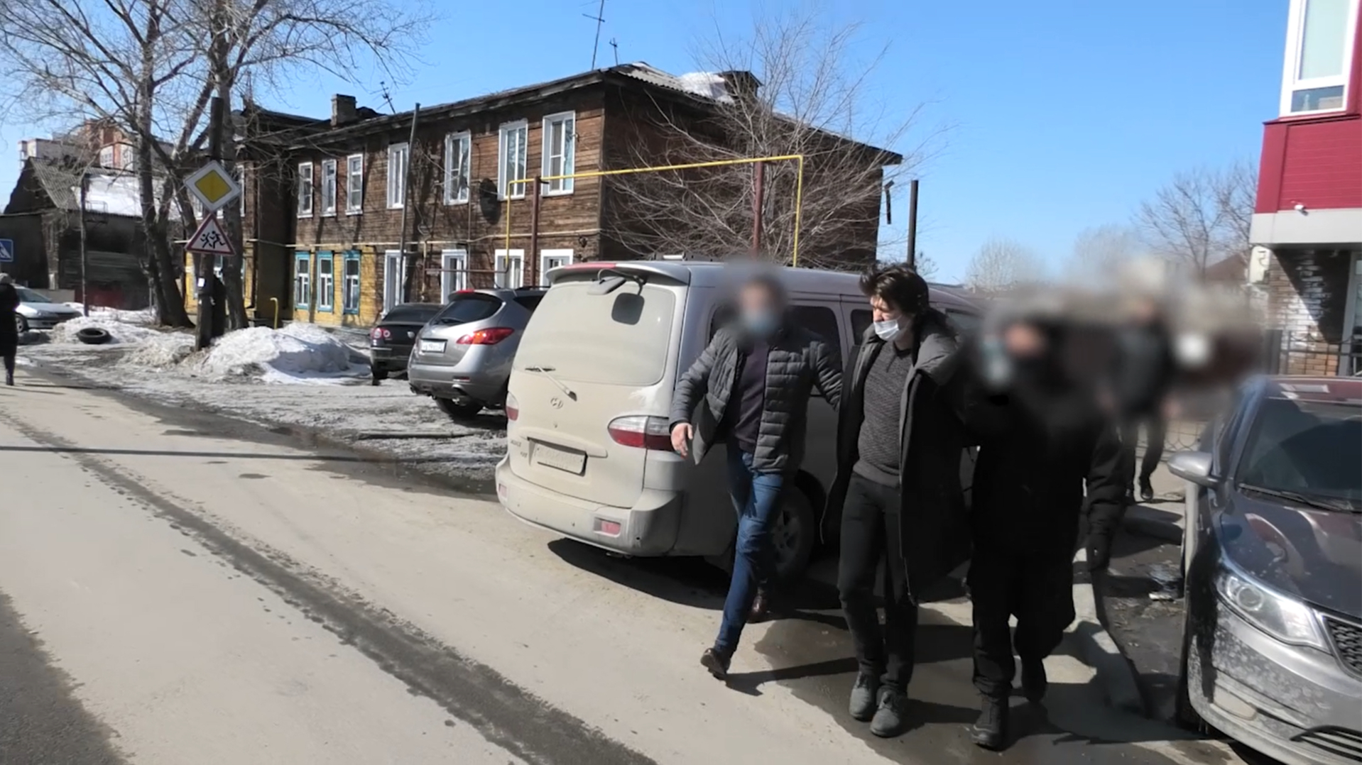Задержание планировавшего подорвать мечеть в Барнауле. Видео