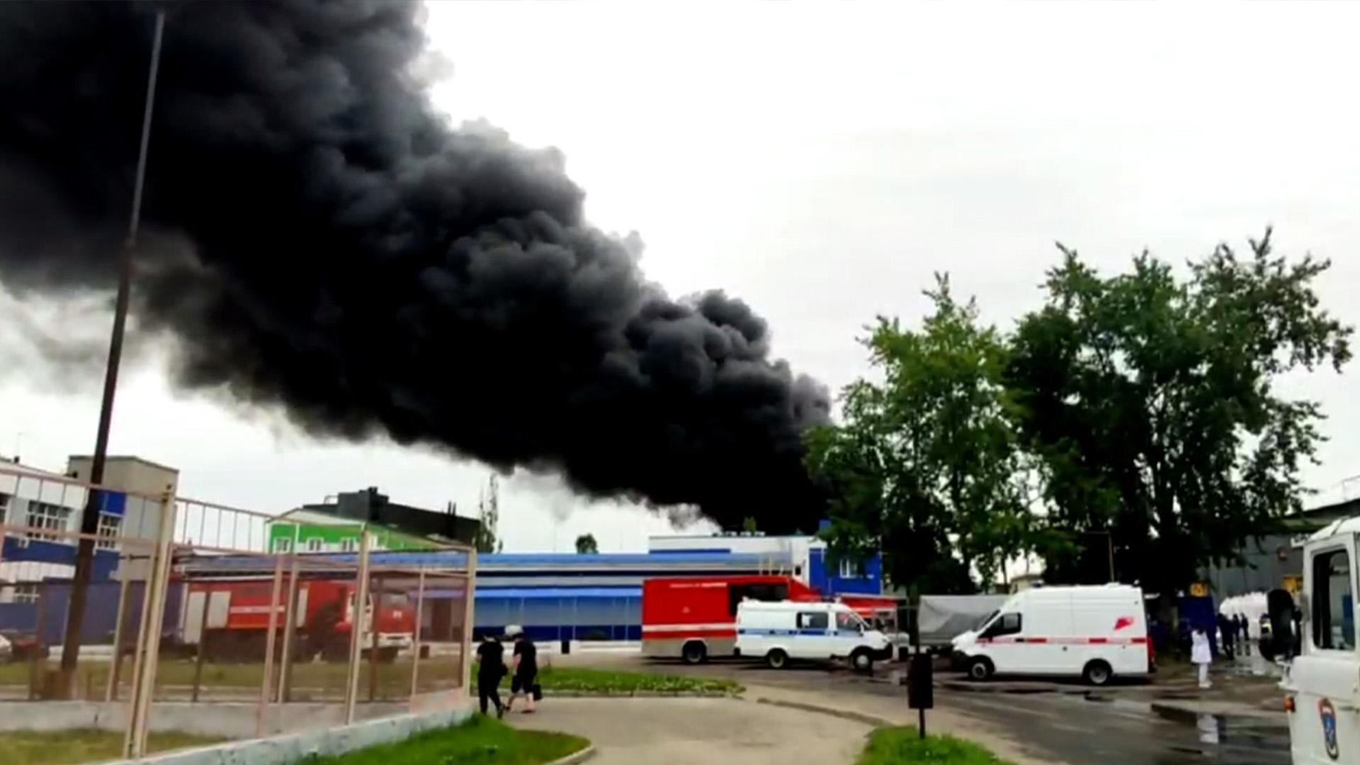 В Нижнем Новгороде произошел пожар на лакокрасочном заводе «Бальзам»
