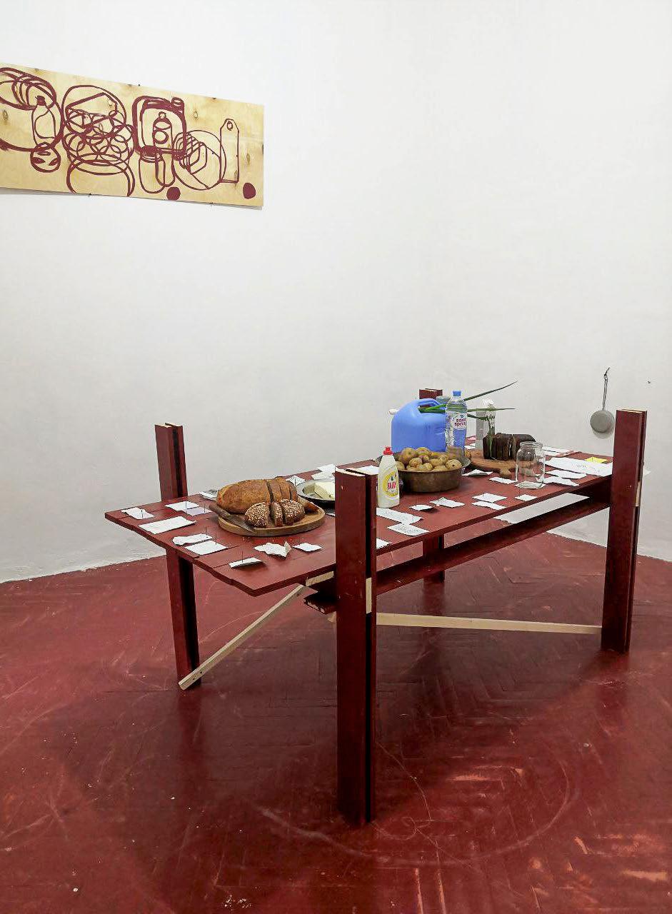 Выставка Наташи Крымской «Ужин» в галерее «Марина»