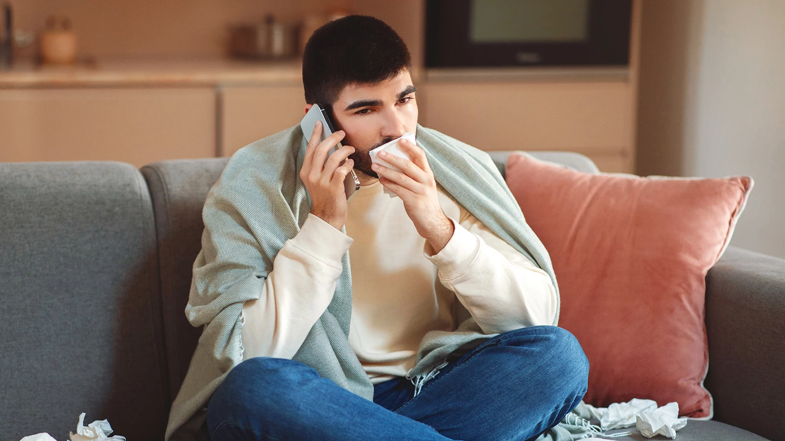 Можно ли вызвать сотрудника на работу с больничного. Что говорит юрист