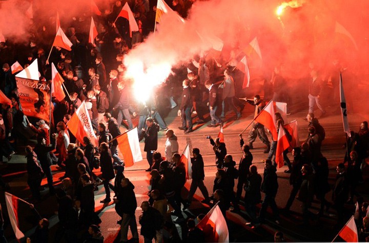 Неонацисты отметили День независимости Польши дракой с полицией