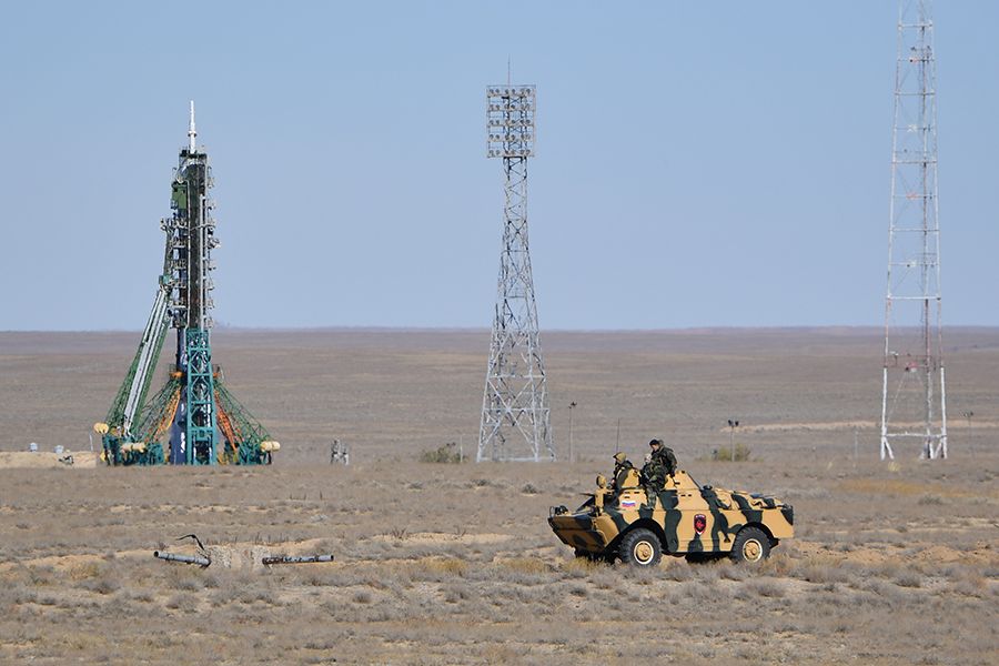 Ракета-носитель с пилотируемым кораблем &laquo;Союз МС-10&raquo; стартовала с космодрома Байконур в Казахстане в 11:40 мск
