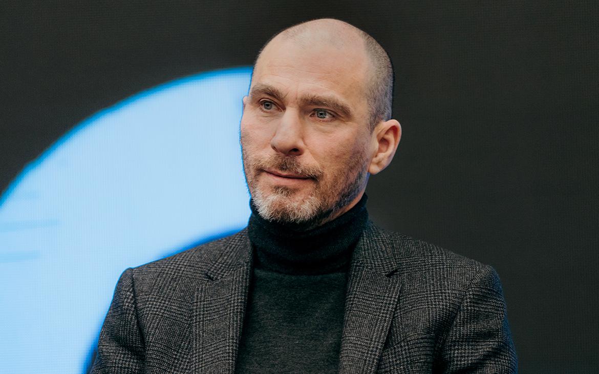 Владислав Мартынов