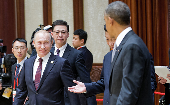 Президент России Владимир Путин (слева на переднем плане) и президент США Барак Обама (справа на переднем плане) на саммите АТЭС