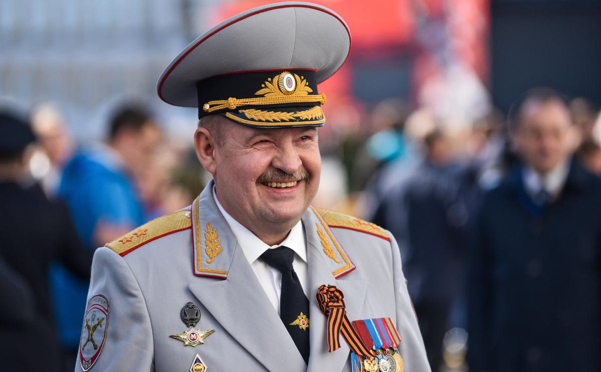 Сергей Умнов&nbsp;во время военного парада 9 мая 2018 года