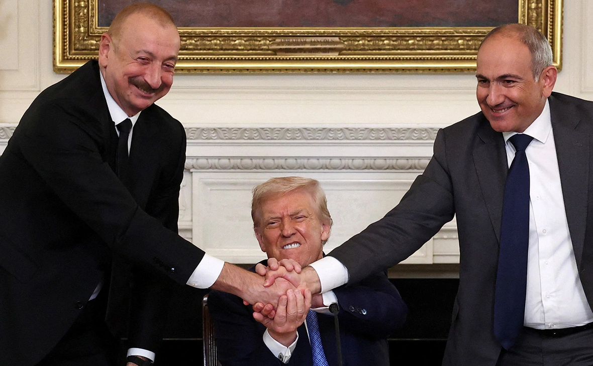 Kevin Lamarque / Reuters