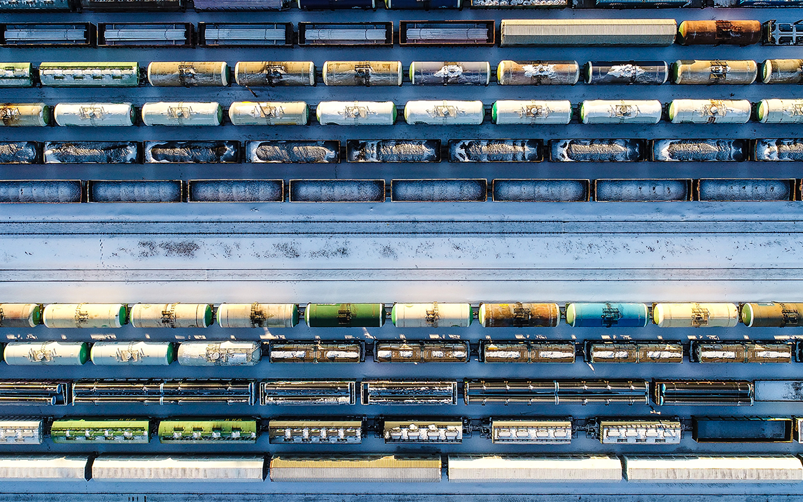 Из-за «омикрона» на путях РЖД скопилось почти 1600 поездов