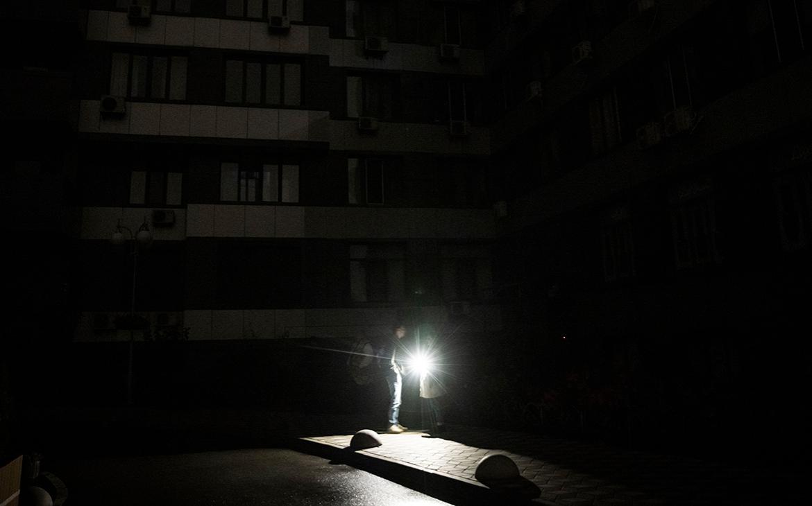 В Киеве заявили об отключении электроэнергии у большинства украинцев