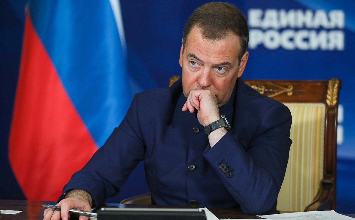 Медведев предрек Украине судьбу колонии"/>













