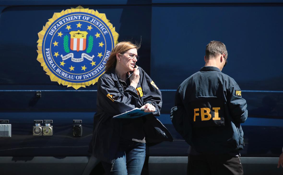 ФБР пришло с обысками в дом бывшего вице-президента США Пенса"/>













