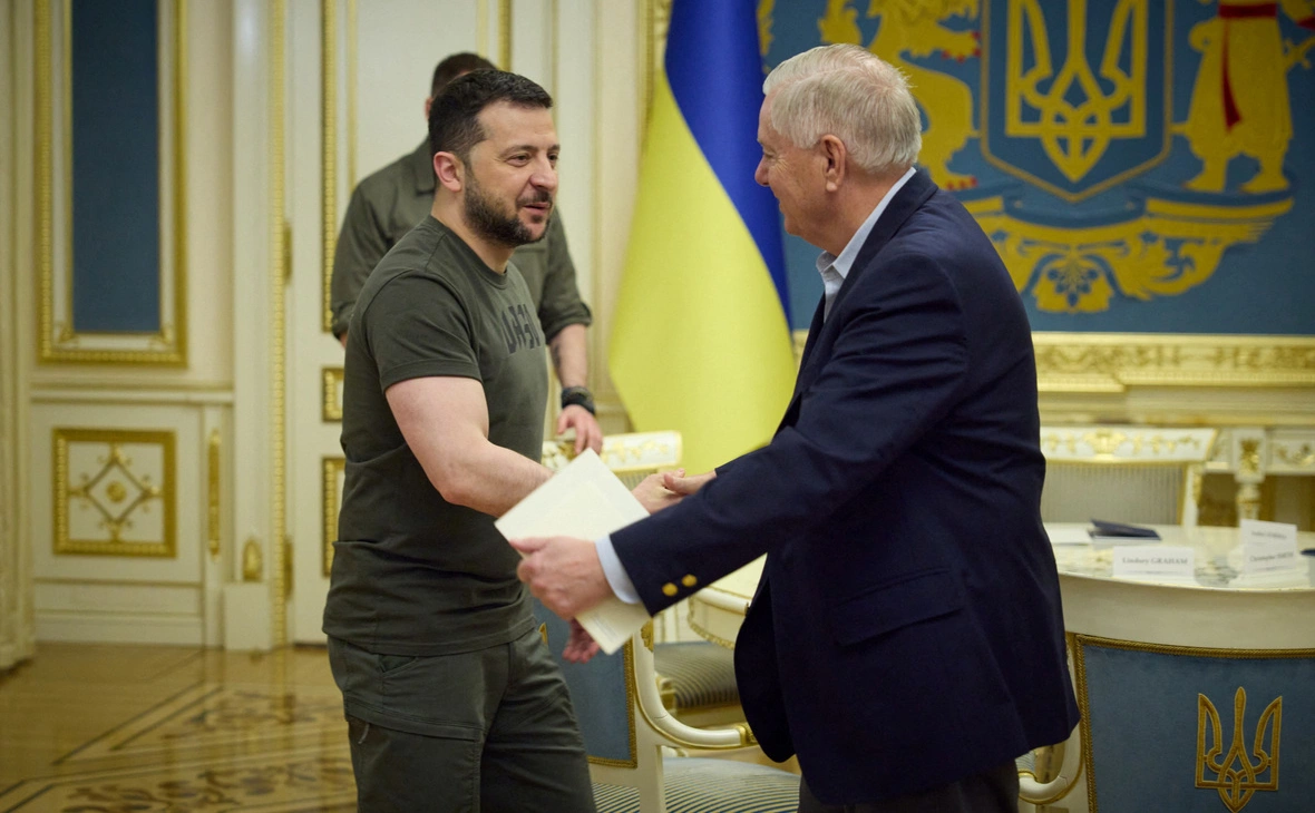 Ukrainian Presidential Press Service / Reuters