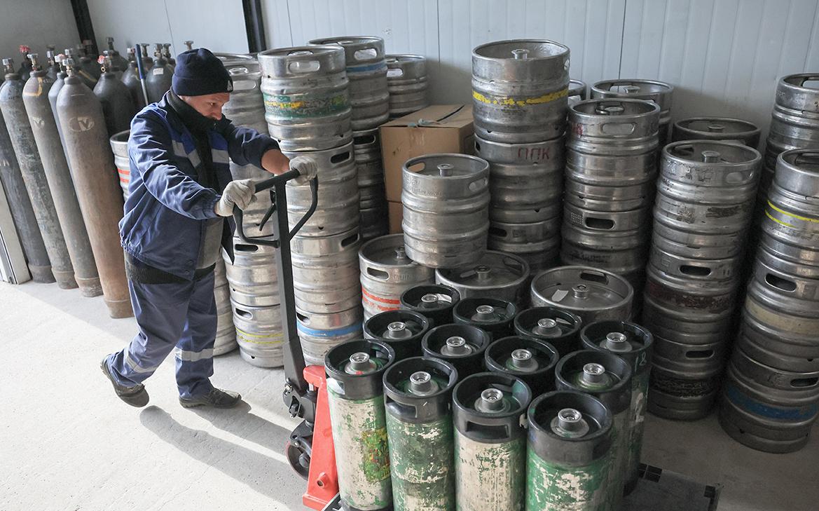 Пивовары сообщили об отказах сетей покупать у них разливное пиво