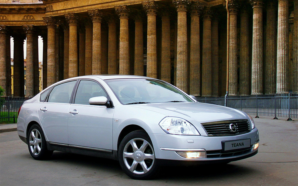 Nissan Teana первого поколения, J31 (2003-2008 гг.)