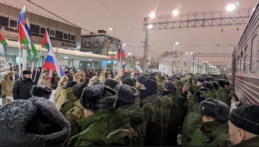 В Тюмени прошла отправка в зону СВО спецбатальона «Росомаха»