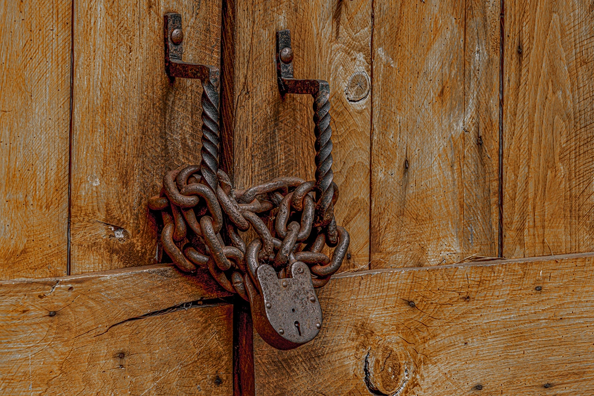 Французский винодел закрыл винные залы в Напе на фоне кризиса в отрасли