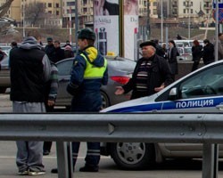 В Москве на пешеходном переходе сбита женщина с детьми